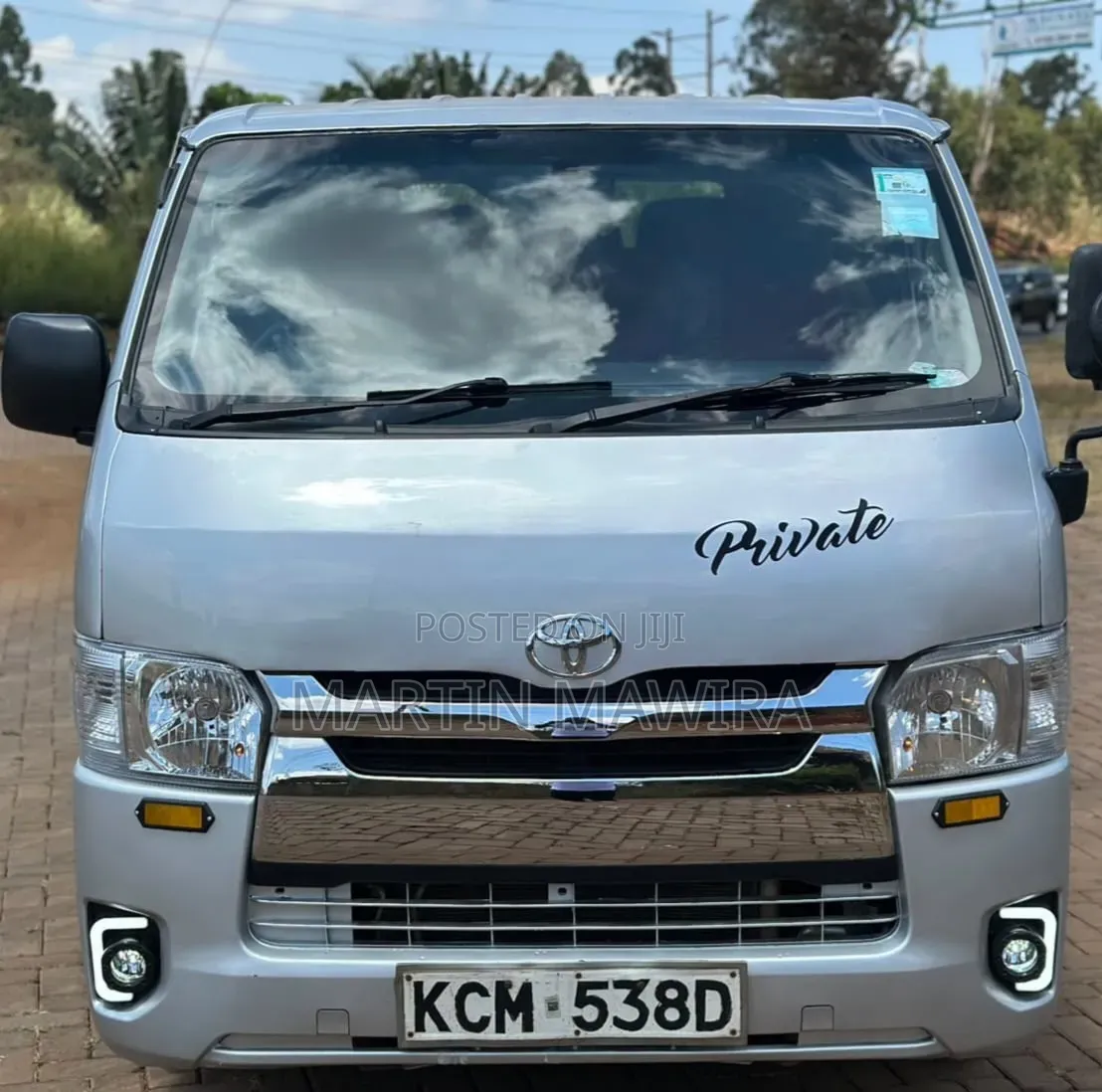 Toyota HiAce 2009 Silver