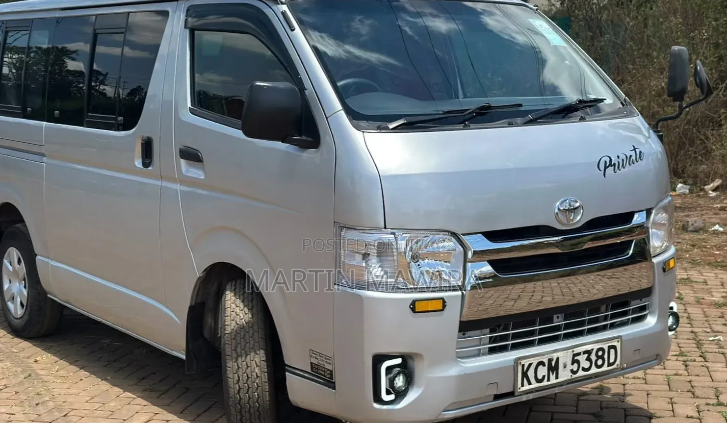 Toyota HiAce 2009 Silver