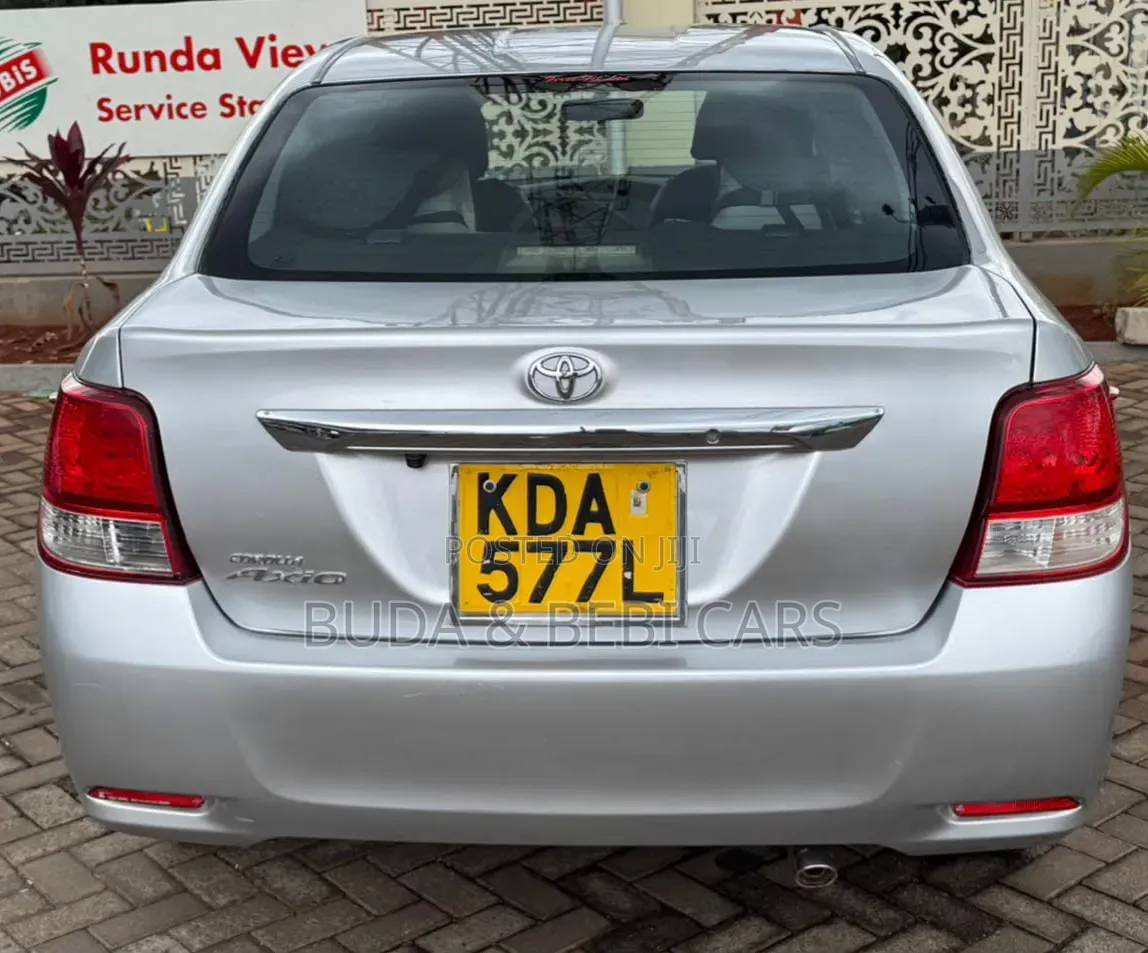 Toyota Axio 1.5 X 2WD 2013 Silver