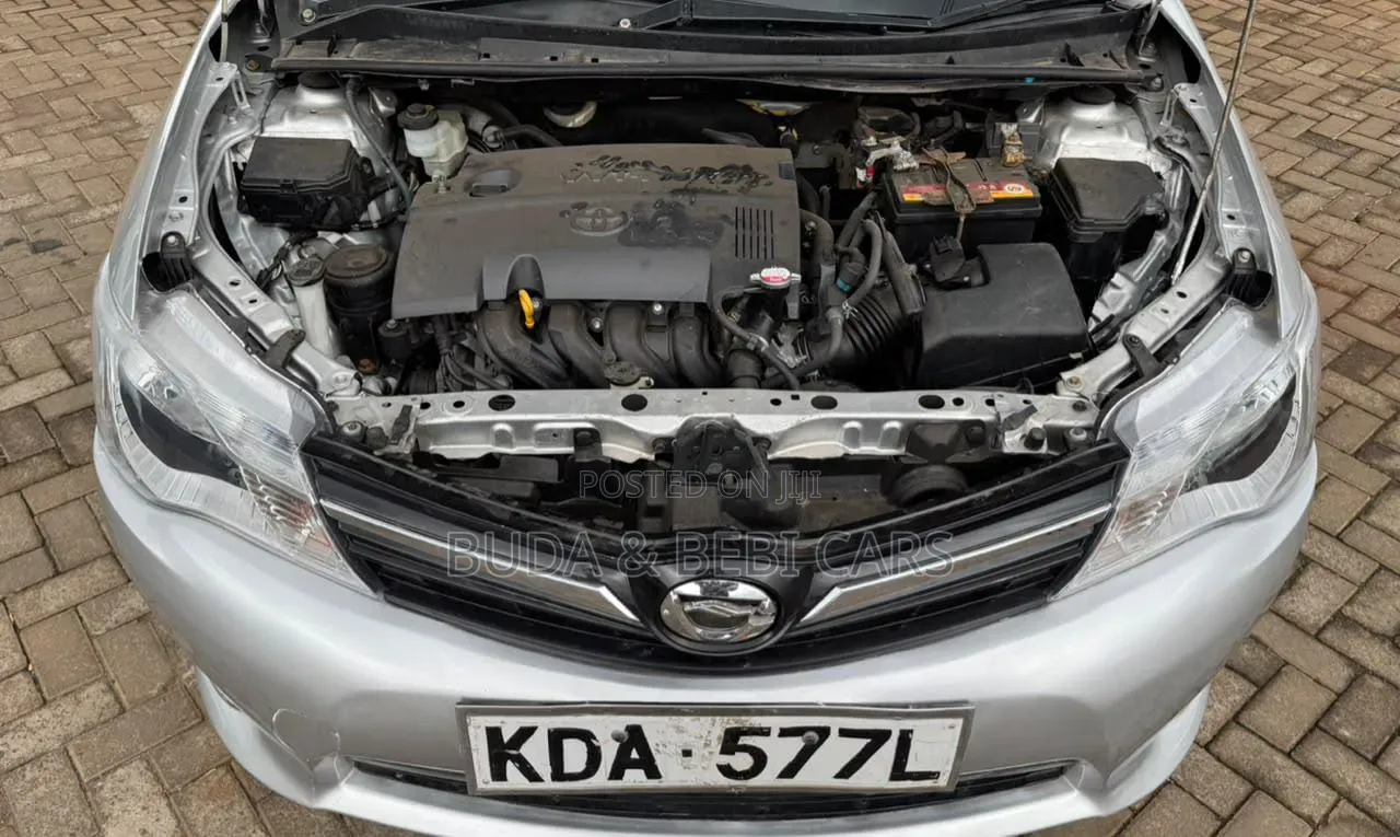 Toyota Axio 1.5 X 2WD 2013 Silver