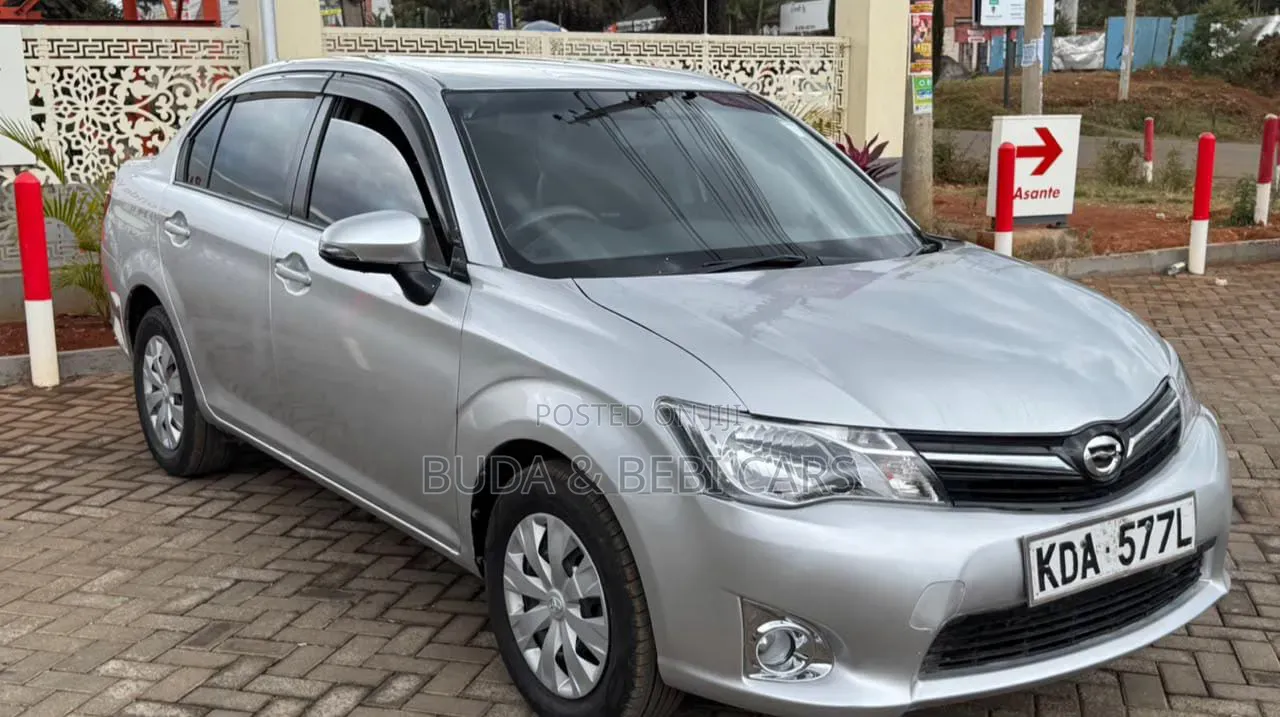 Toyota Axio 1.5 X 2WD 2013 Silver