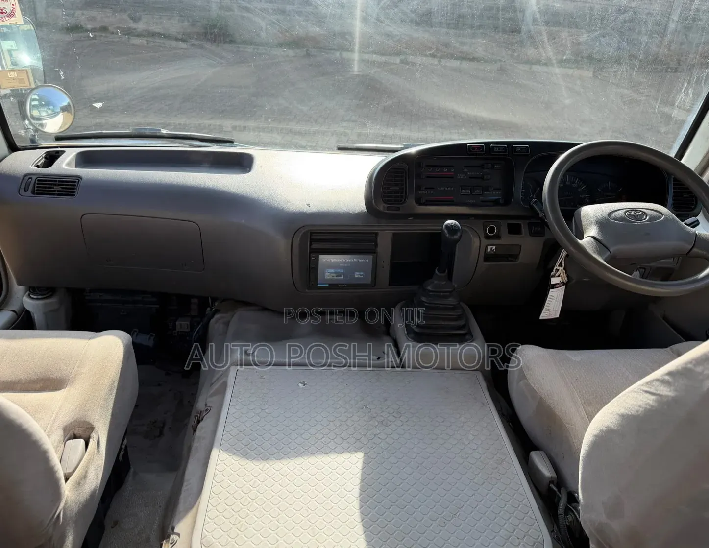 Toyota Coaster 2005 White