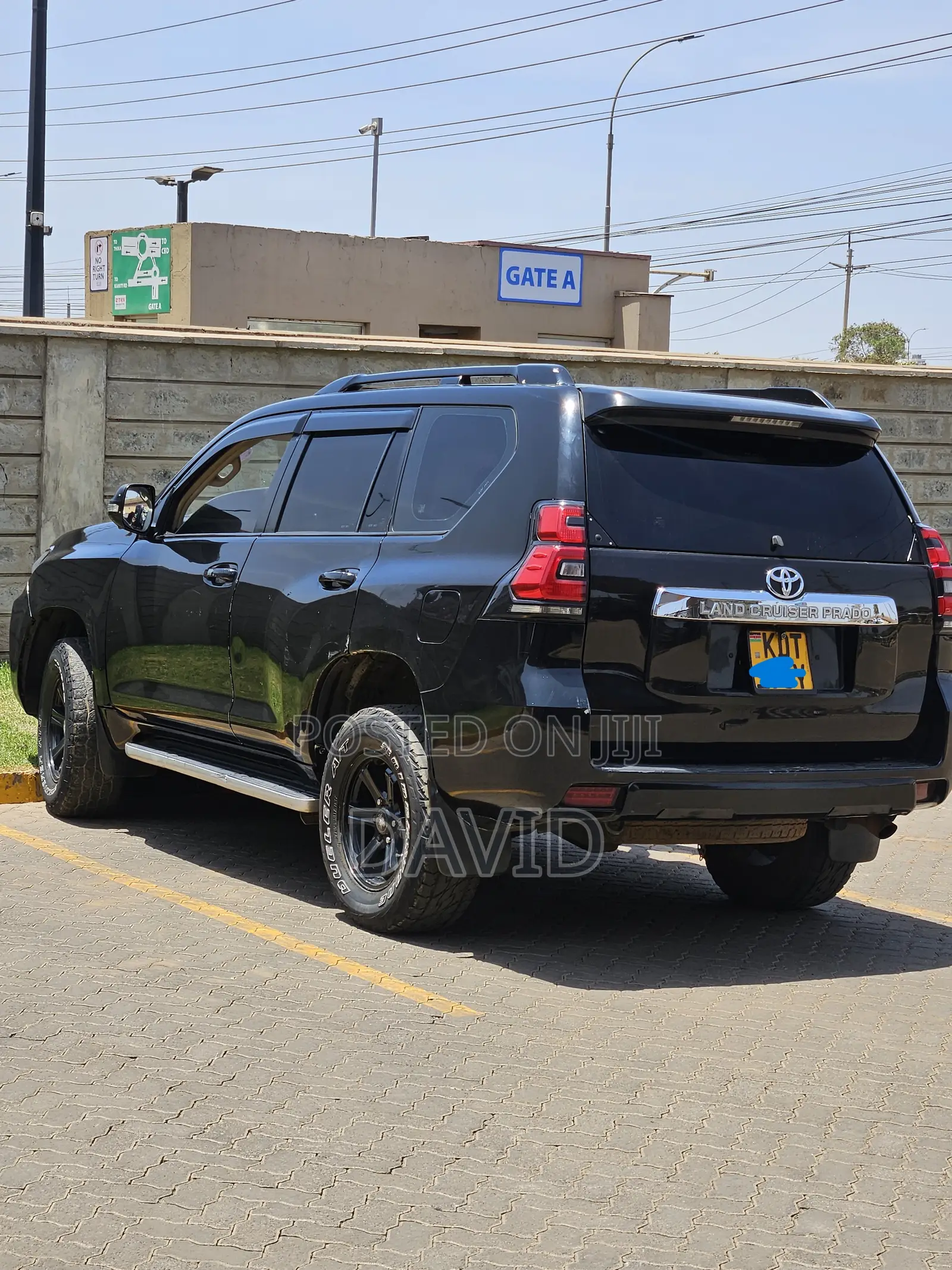 Toyota Land Cruiser Prado 2014 Black