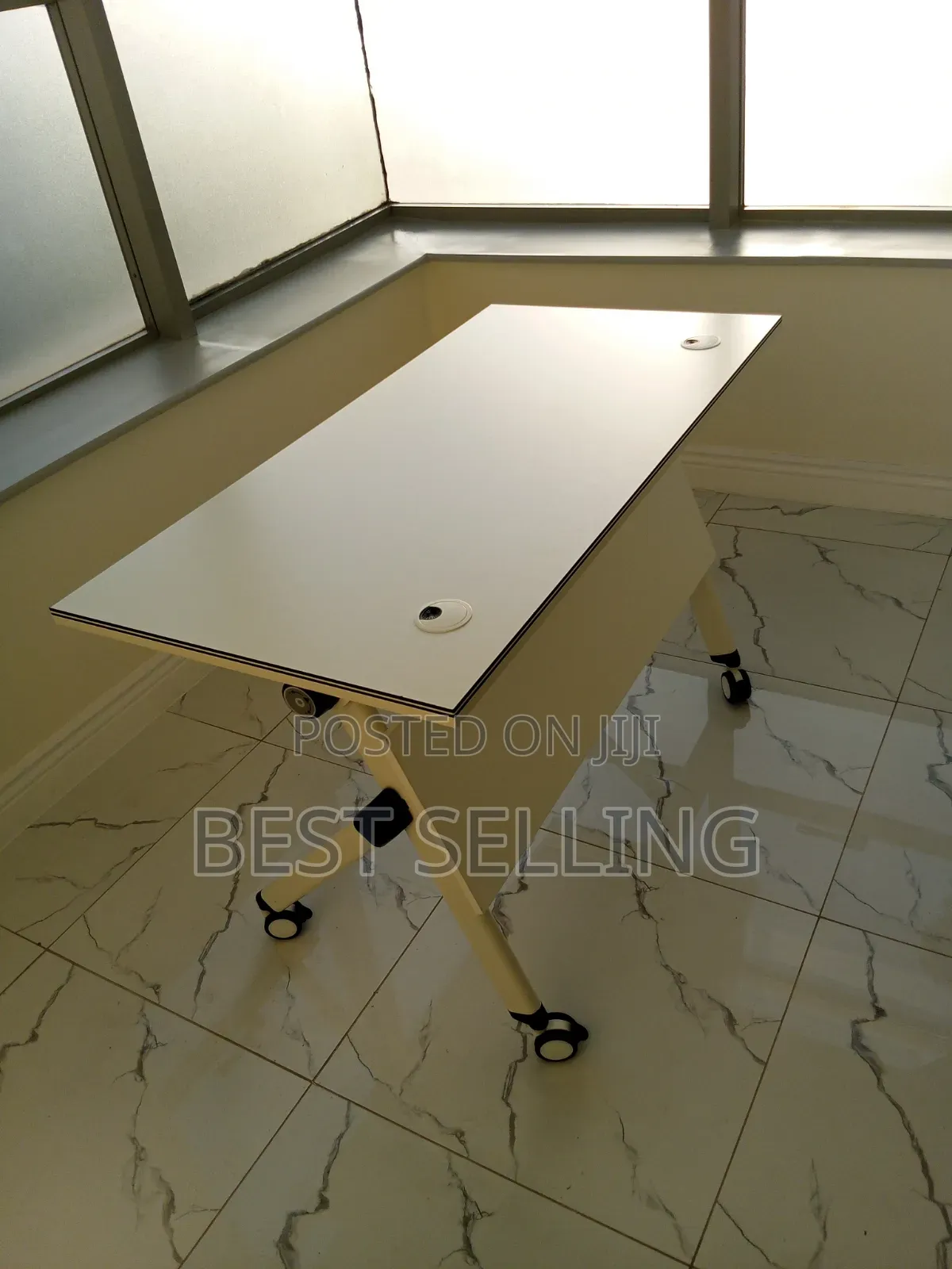 Modern White 1200mm Folderble Training Table