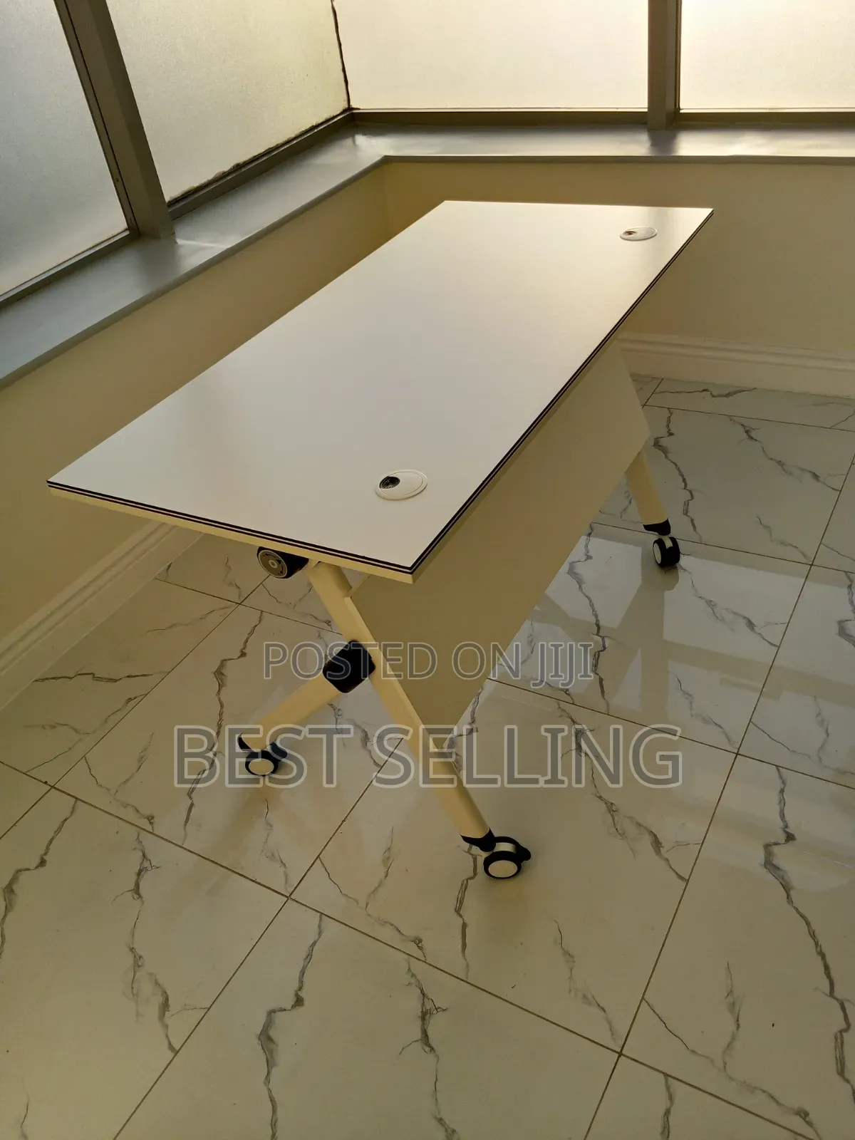 Modern White 1200mm Folderble Training Table