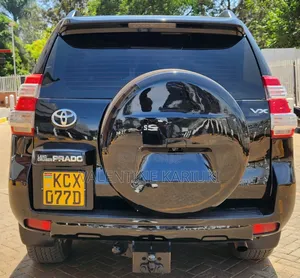 Toyota Land Cruiser Prado 2012 Black