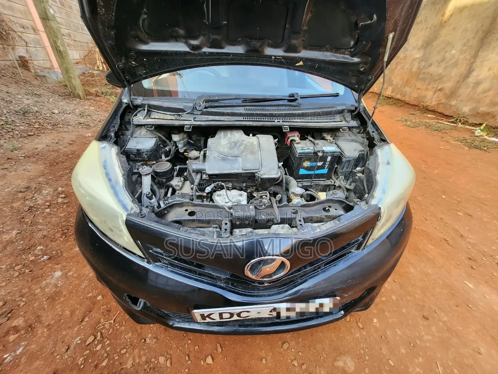 Toyota Vitz 2013 Black
