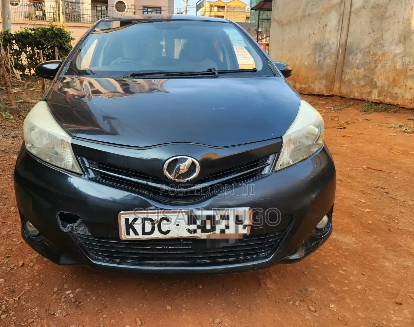 Toyota Vitz 2013 Black