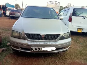 Toyota Vista 1998 Silver