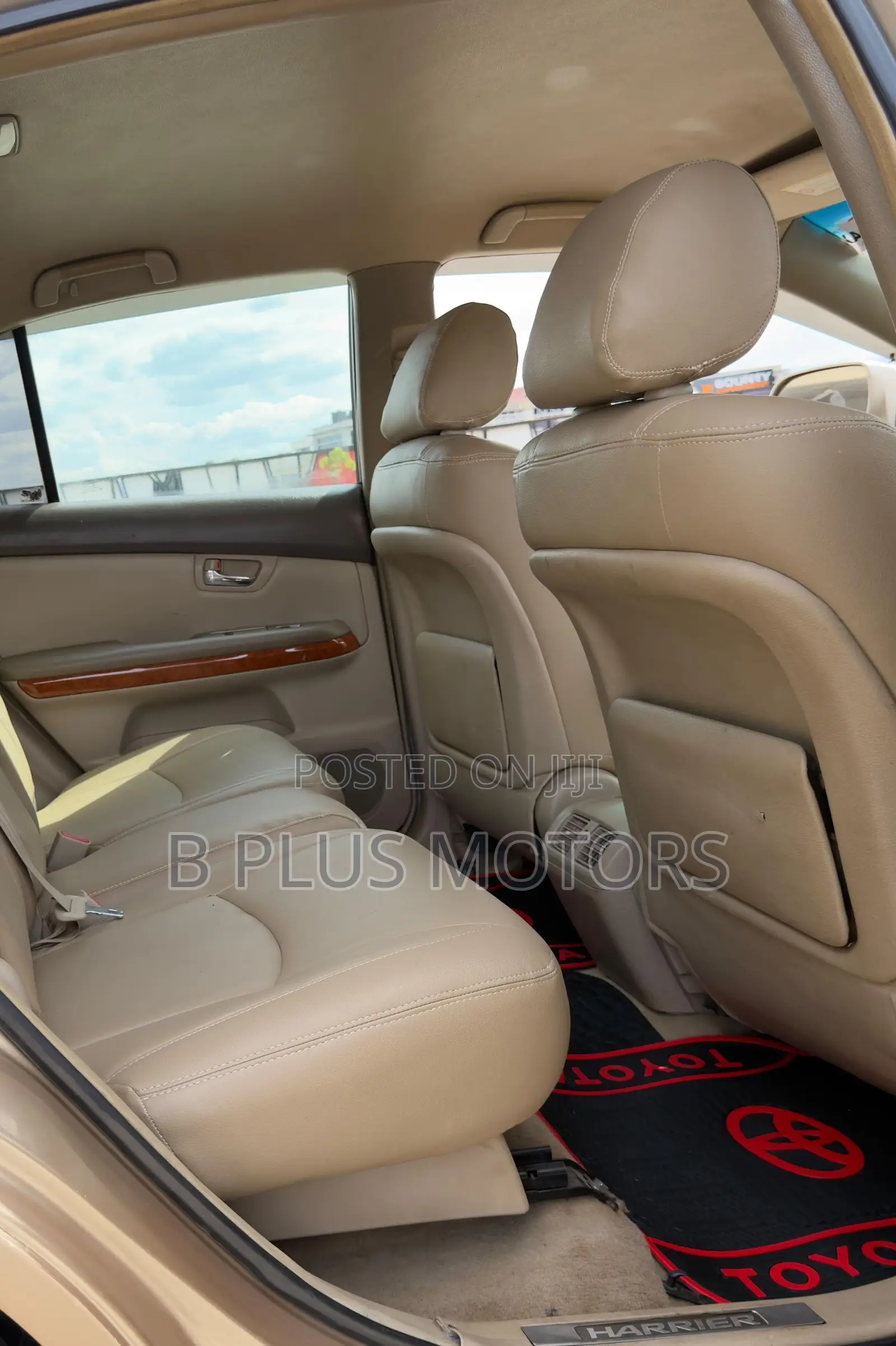 Toyota Harrier 2012 Gold