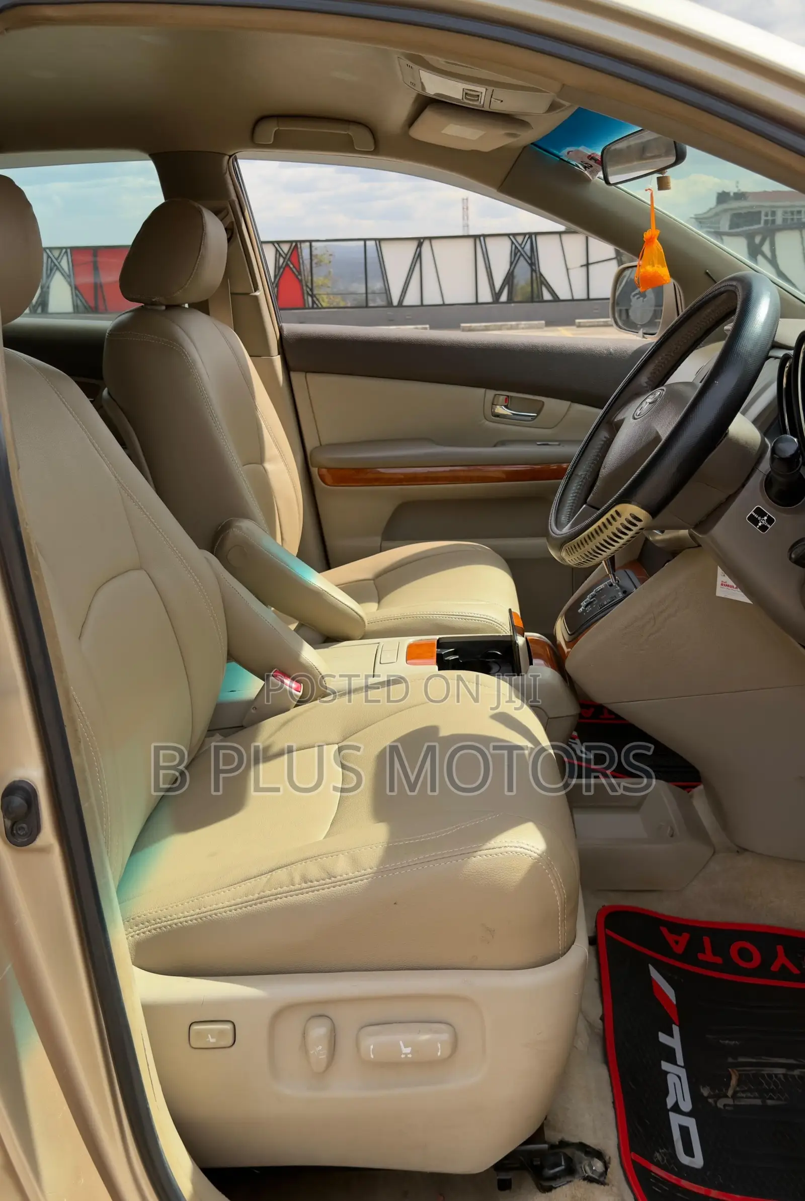 Toyota Harrier 2012 Gold
