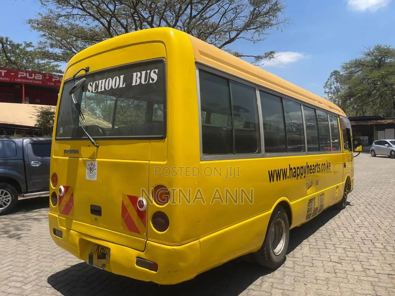 Mitsubishi Fuso Rosa 2004 Yellow