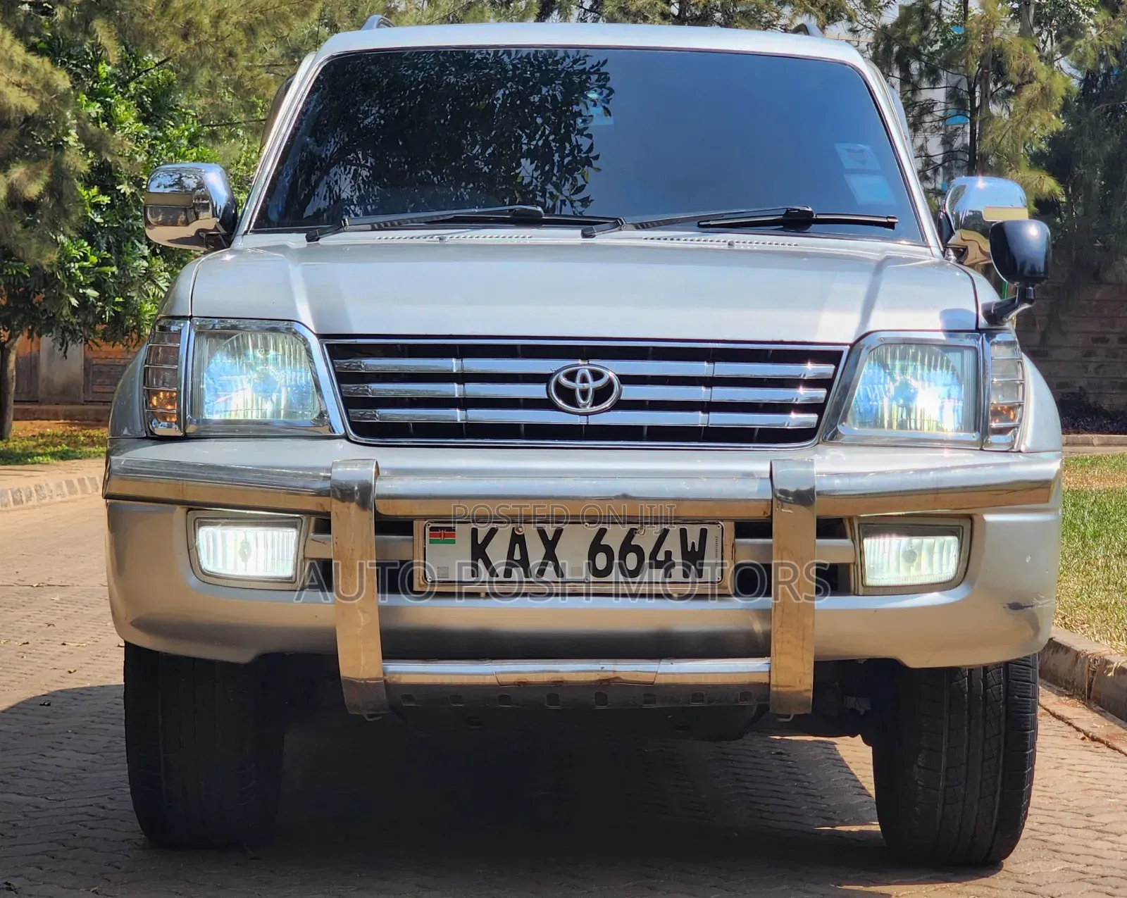 Toyota Land Cruiser Prado 2000 Silver