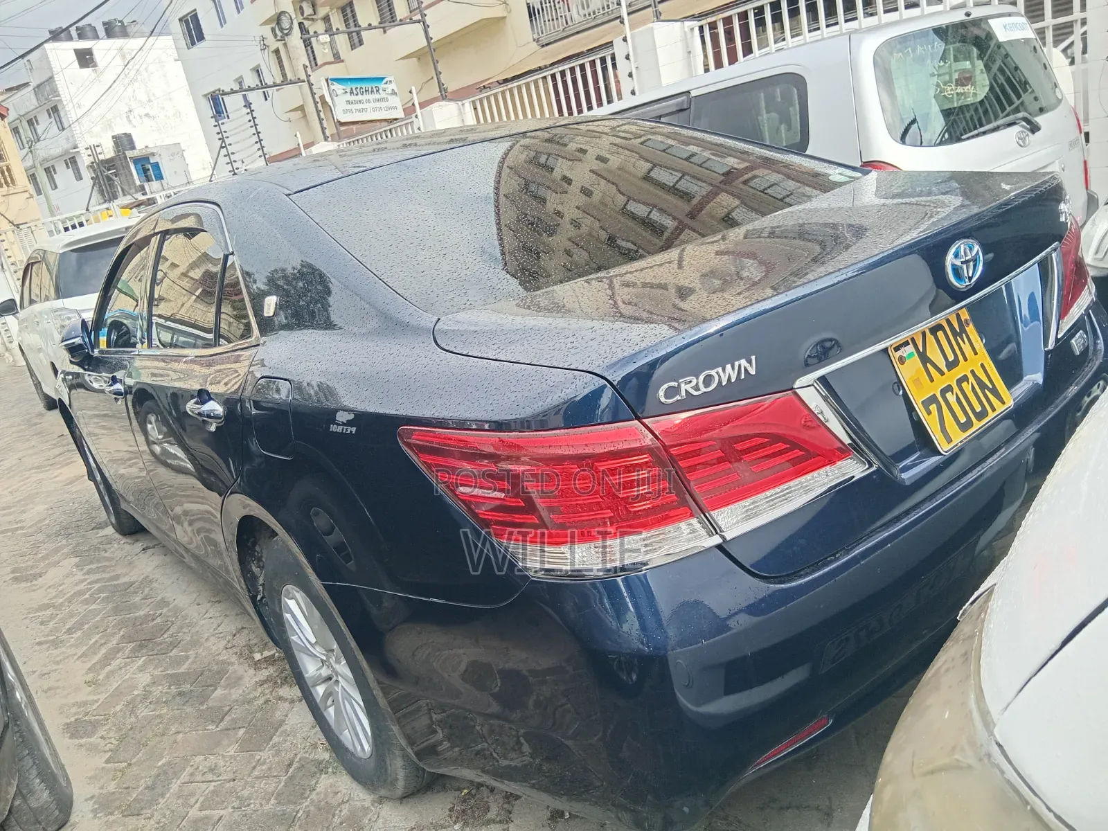 Toyota Crown 2016 Blue