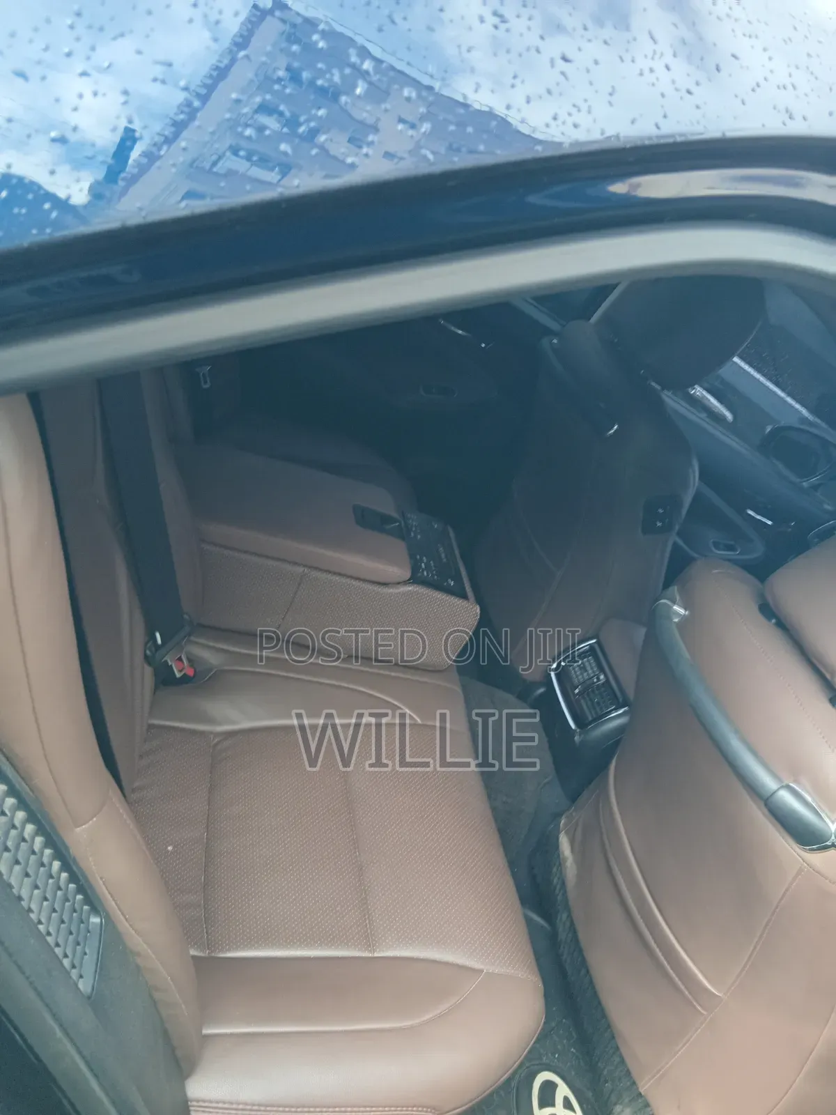 Toyota Crown 2016 Blue