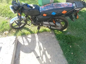 Bajaj Boxer 100 2024 Red