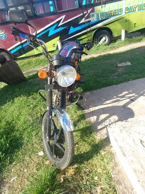 Bajaj Boxer 100 2024 Red