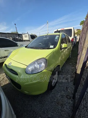 Nissan March 1.2 FWD 2012 Green