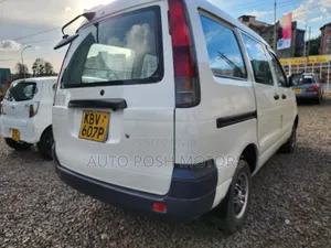 Toyota TownAce 2006 White