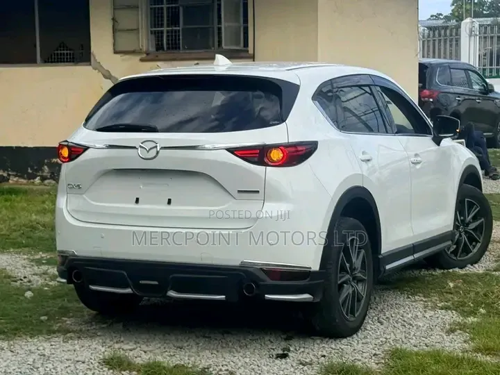 Mazda CX-5 2019 White