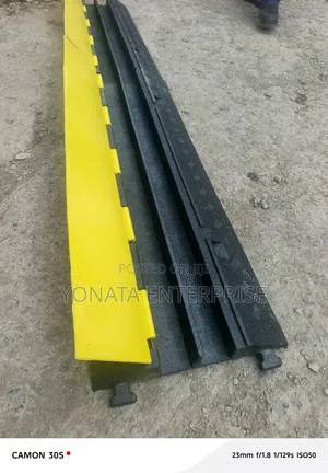 Heavy Duty Reflective 2-Channel Cable Protector