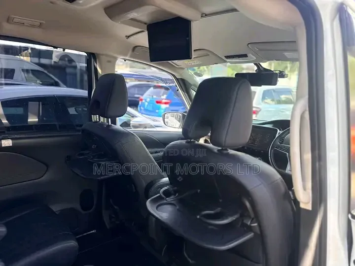 Nissan Serena 2019 Pearl