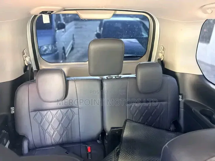 Nissan Serena 2019 Pearl