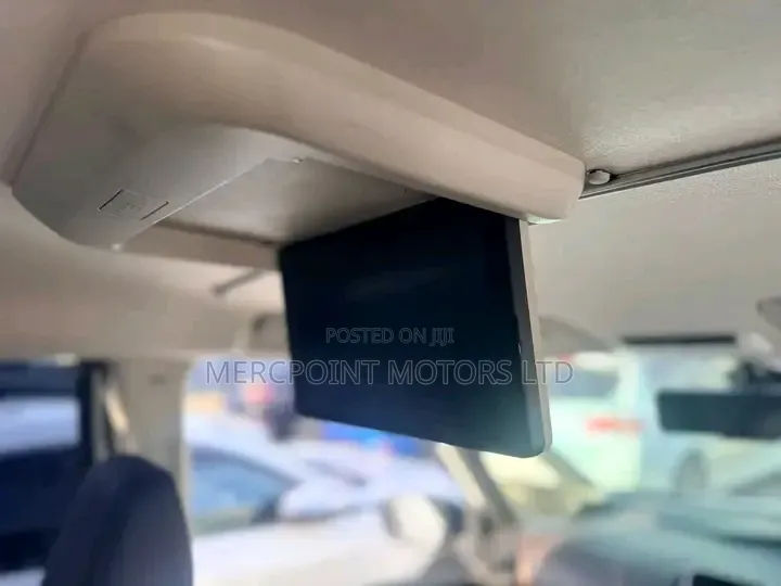 Nissan Serena 2019 Pearl