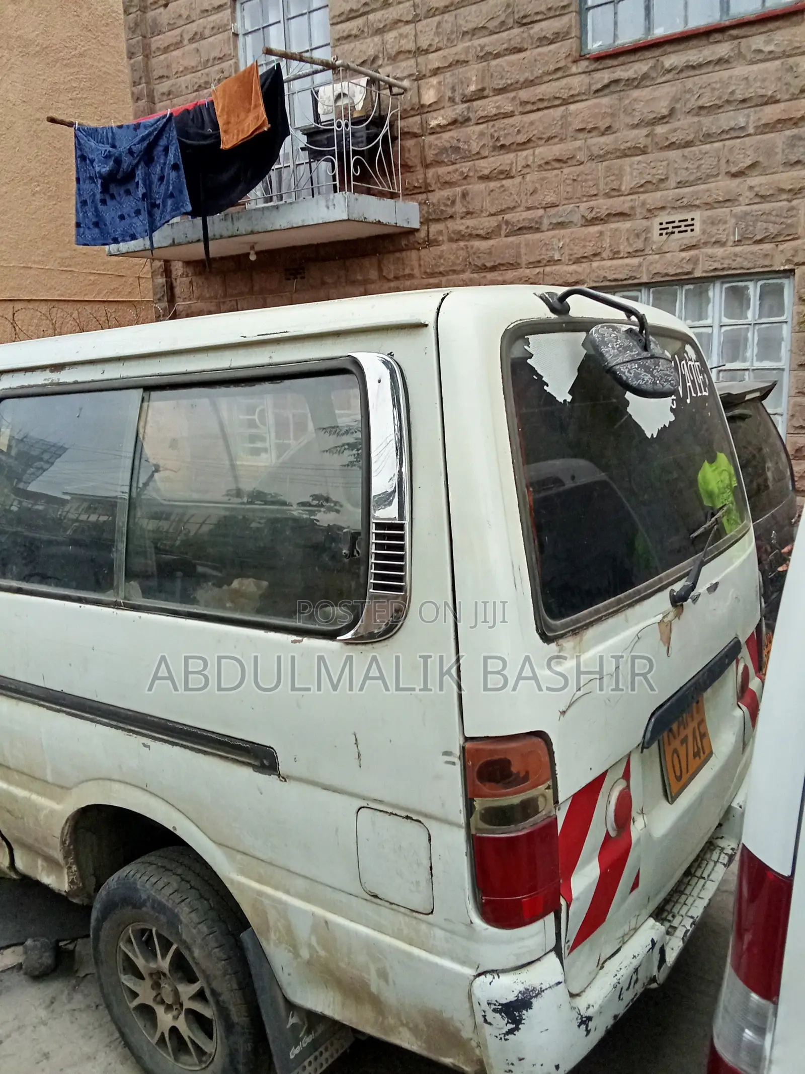 Toyota HiAce 1998 White