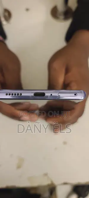 Tecno Camon 30S Pro 256 GB Silver