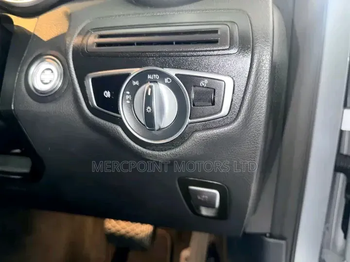 Mercedes-Benz GLC-Class 2019 Pearl