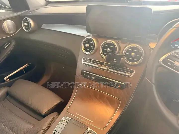 Mercedes-Benz GLC-Class 2019 Pearl