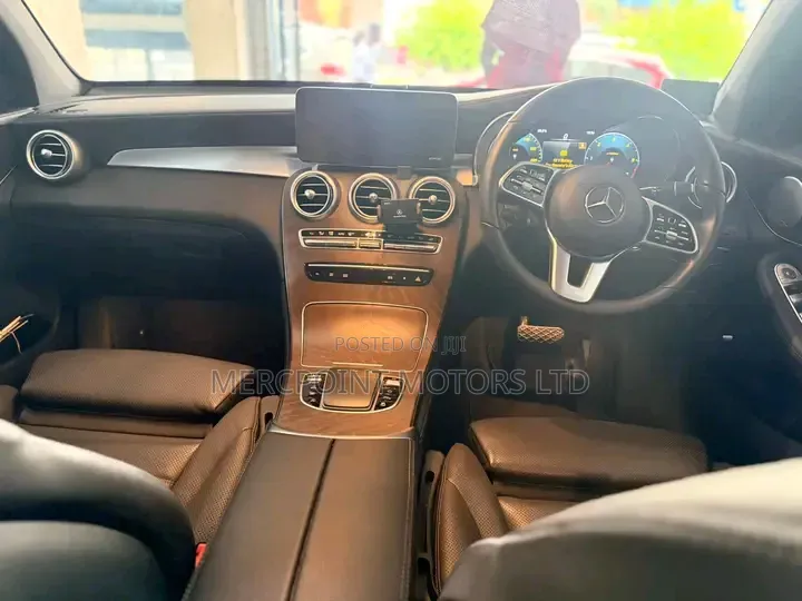 Mercedes-Benz GLC-Class 2019 Pearl