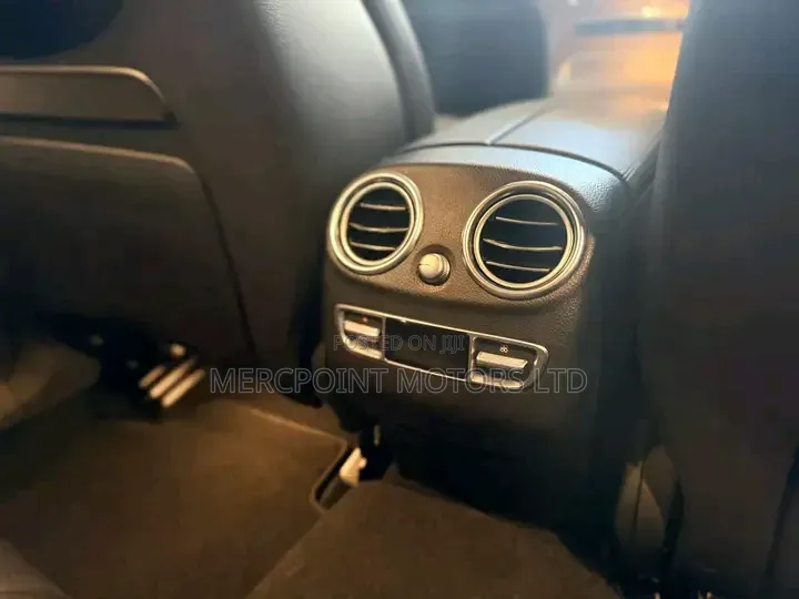 Mercedes-Benz GLC-Class 2019 Pearl