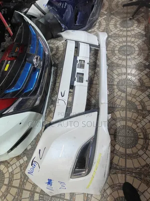 Toyota Noah 2018/2020 (ZR85) Front Bumper