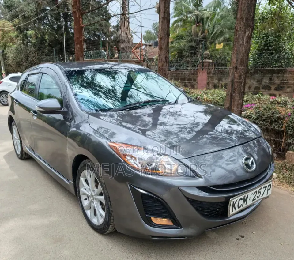 Mazda Axela 2011 Gray