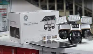 VTS30 4G Solar Security Camera 3Lens 6MP Outdoor PTZ Floodlight Camera