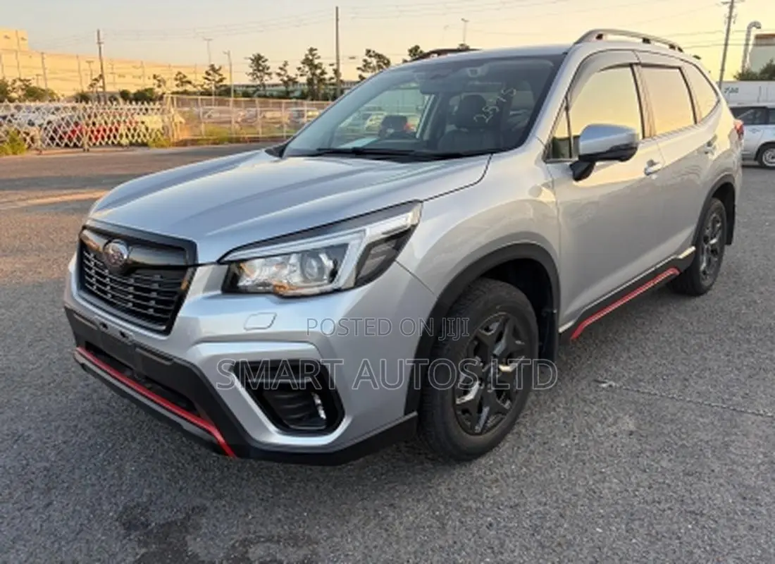 Subaru Forester 2019 Silver