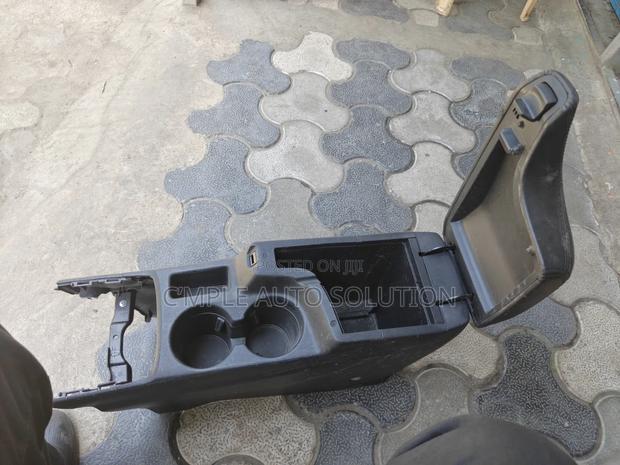 Toyota Hilux Vigo Center Console - thumbnail 2