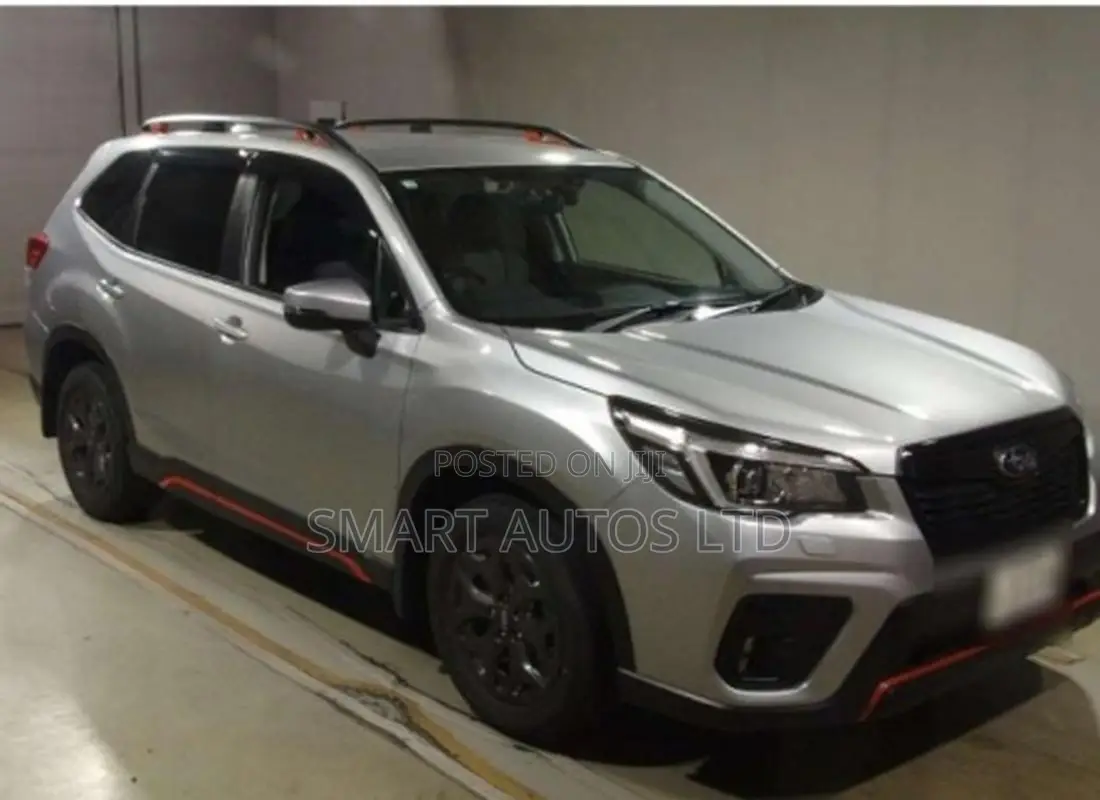 Subaru Forester 2019 Silver