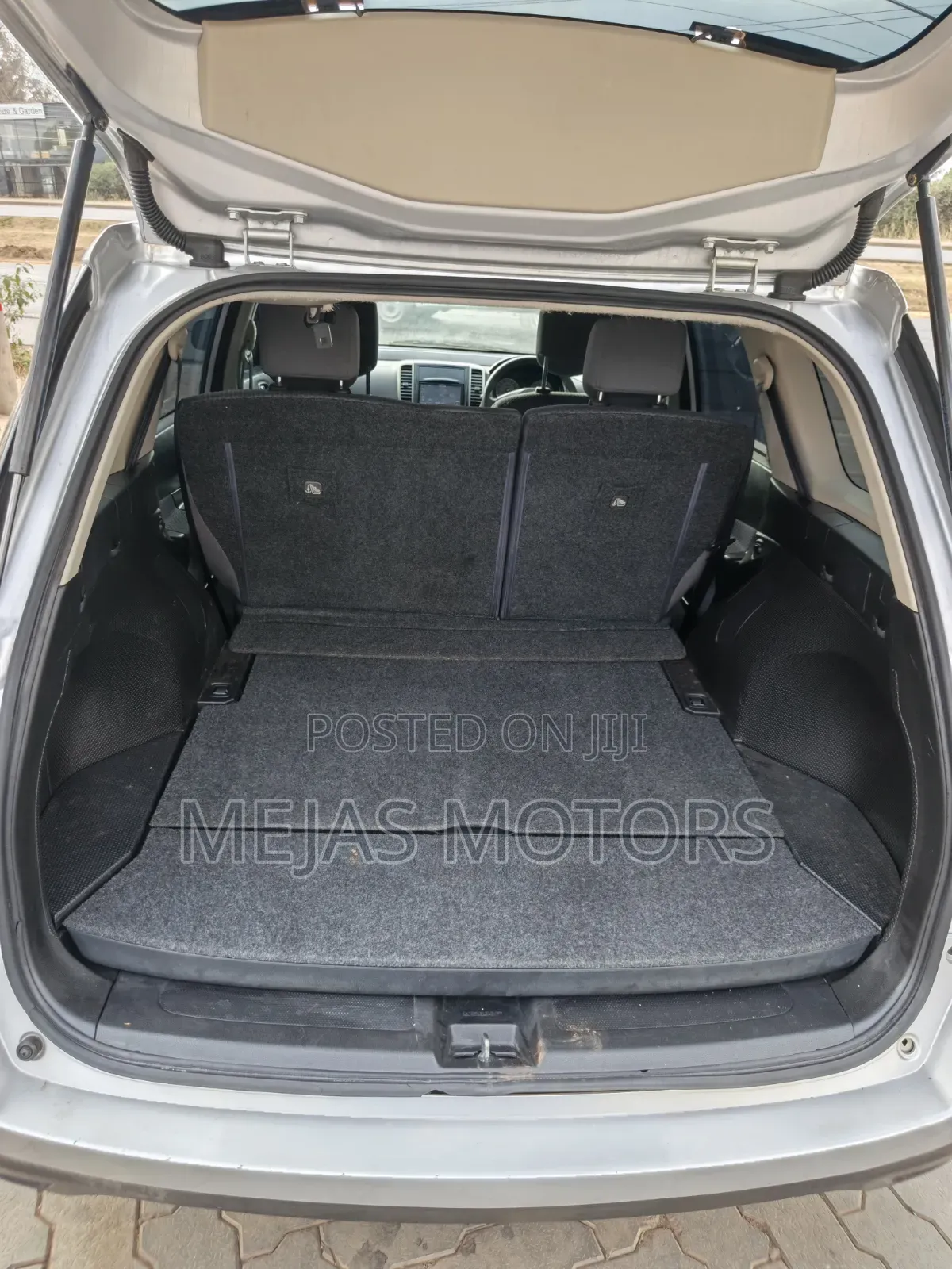 Nissan Wingroad 2015 Silver