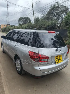 Nissan Wingroad 2015 Silver