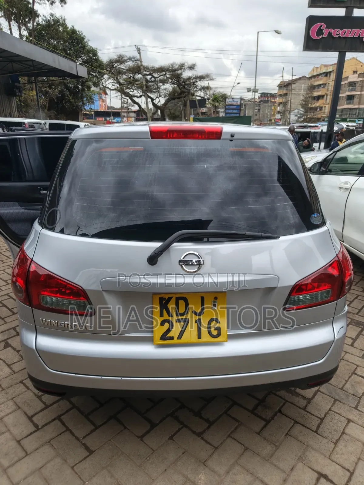 Nissan Wingroad 2015 Silver