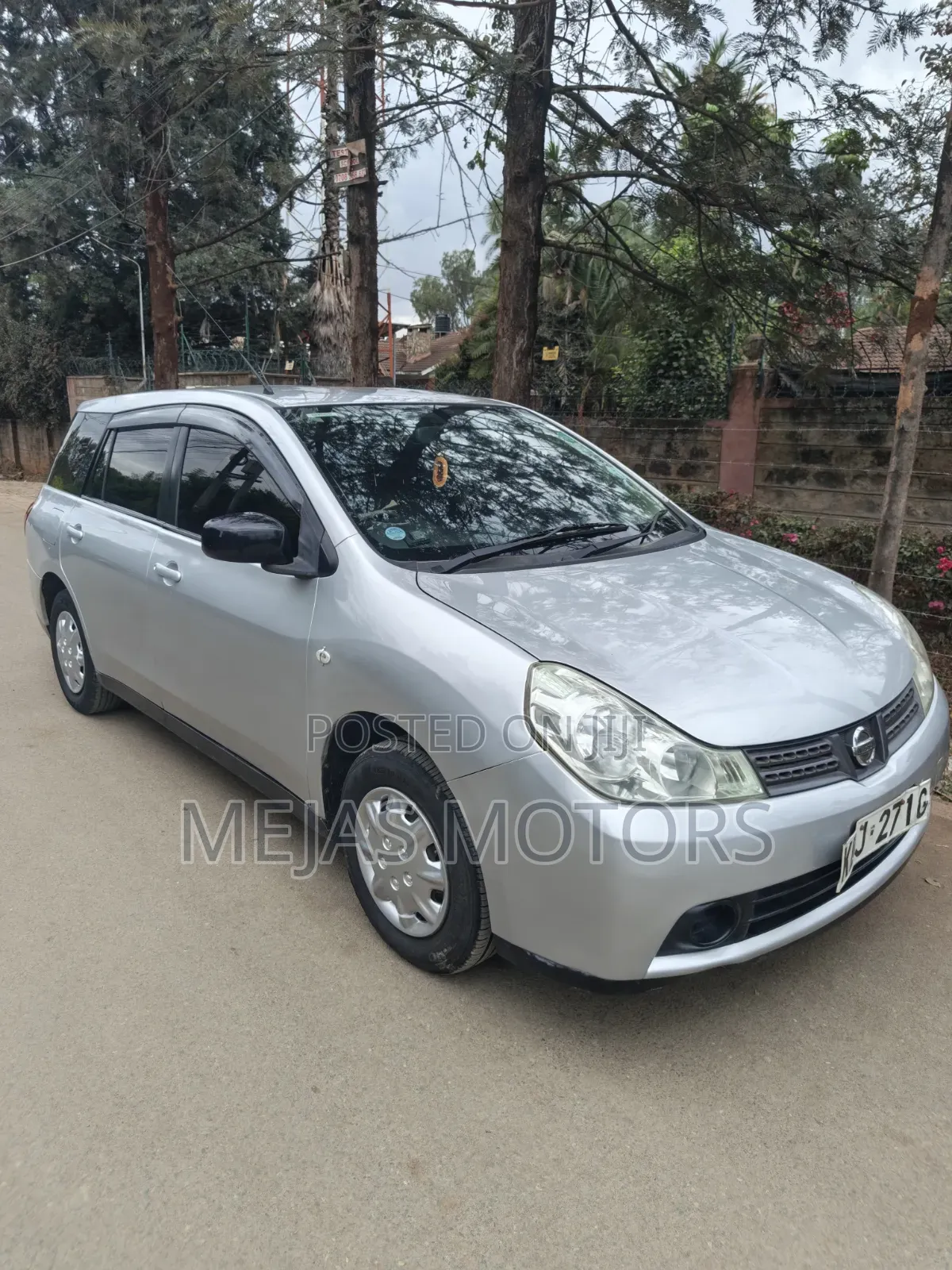 Nissan Wingroad 2015 Silver