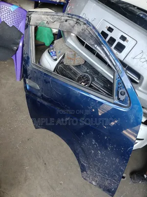 Toyota Hiace 7l Front Door