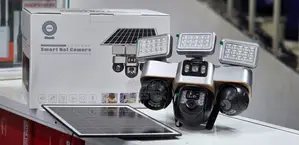 VTS30 4G Triple-Lens Solar Security Camera With Solar LED Floodlights