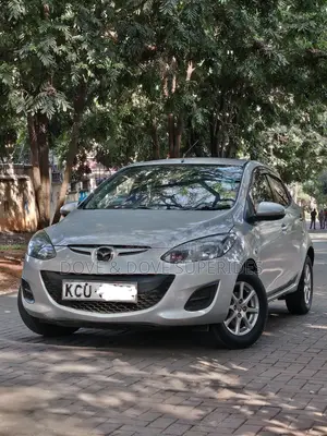 Mazda Demio 2012 Silver
