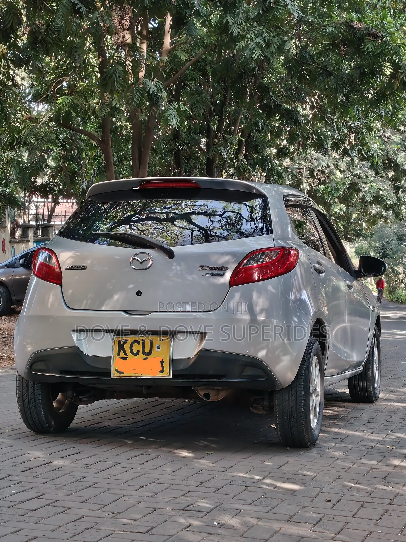 Mazda Demio 2012 Silver