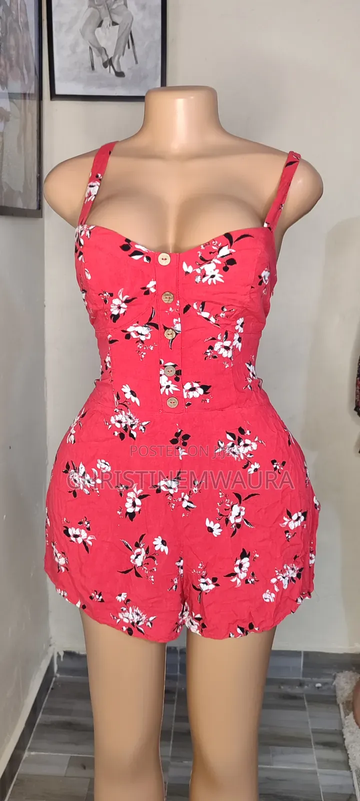 Pre Loved Dresses and Shoes