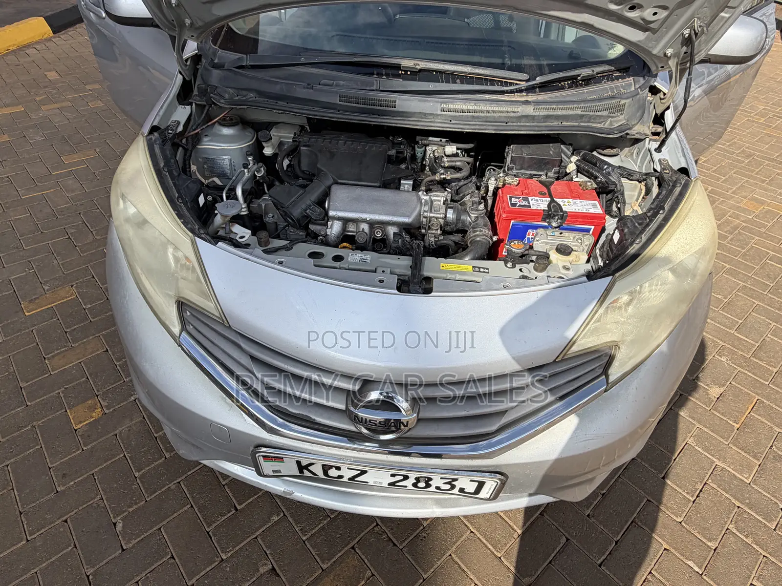 Nissan Note 2012 Silver